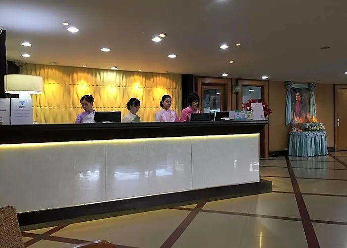 The Patra - Rama 9 5*